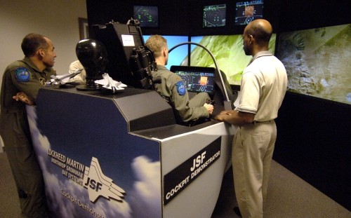 Hệ thống lái mô phỏng chiến cơ tàng hình F-35 của Mỹ ảnh 31